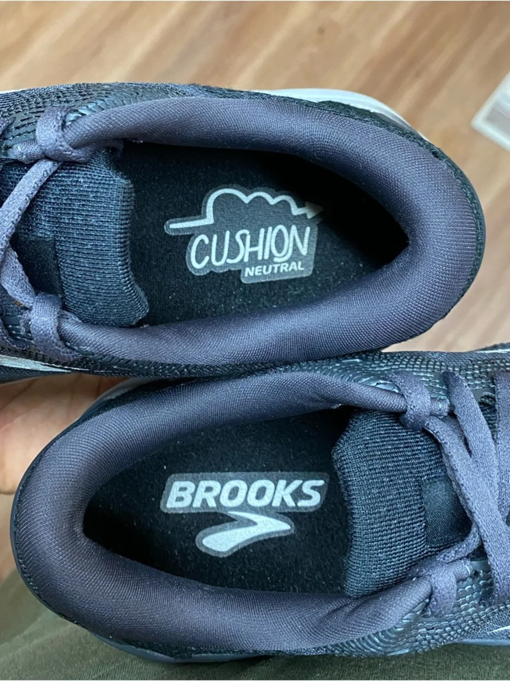 Brooks Ghost 16 Women's Running Sneakers “Black/Grey/White” Size 9.5 Medium